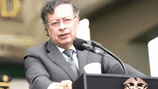 যুক্তরাষ্ট্রের নিষেধাজ্ঞায় কলম্বিয়ার প্রেসিডেন্ট পেত্রো, স্ত্রী ও সন্তান