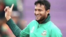 সাকিব ব্যানারে চাপা টানাপোড়েন, শেষে বিসিবির সাফাই