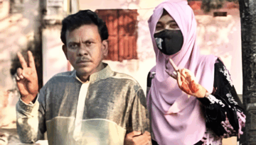 বাবার সঙ্গে বসে এইচএসসি পাস, ইতিহাস রচনা করলেন হালিমা খাতুন