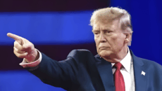 গাজায় এখনই বোমাবর্ষণ বন্ধ করতে হবে: ট্রাম্পের সতর্কবার্তা