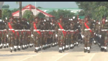 টাঙ্গাইলে সেনাবাহিনী প্রধান কুচকাওয়াজ অনুষ্ঠিত