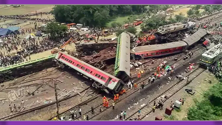 ভারতে রেল দুর্ঘটনায় এক বছরে ২১ হাজারের বেশি প্রাণহানি
