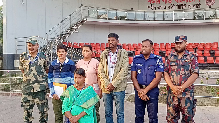 ১১ বছর পর সীমান্ত পেরিয়ে ফিরে এলেন গাইবান্ধার শান্ত্বনা