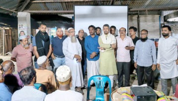 তরুণ প্রজন্মের কাছে বিএনপির ইতিহাস পৌঁছে দিতে বাউফলে প্রজেক্টর প্রদর্শনী