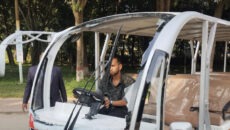 ইসলামী বিশ্ববিদ্যালয়ে শাটল ও ভ্যানের মুখোমুখি সংঘর্ষ, ভ্যানচালক গুরুতর আহত