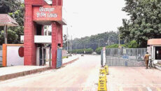 শ্রমিক প্রতিবাদের কারণে ইপিজেড বন্ধ, ক্ষতির মুখে শিল্পাঞ্চল