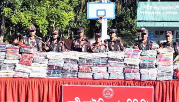 ফেনী সীমান্তে কোটি টাকার ভারতীয় মালামাল জব্দ 