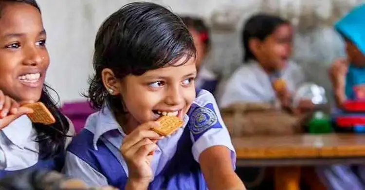 সারাদেশে সরকারি প্রাথমিক বিদ্যালয়ে স্কুল ফিডিং কর্মসূচি শুরু আজ