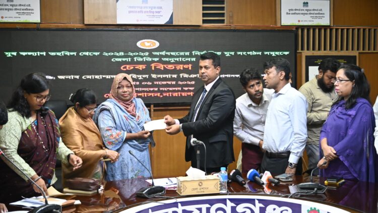 সাংবাদিকের কাজ সমাজের প্রকৃত চিত্র তুলে ধরা: নারায়ণগঞ্জ জেলা প্রশাসক মো. জাহিদুল ইসলাম মিঞা