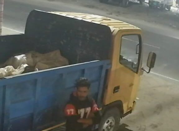 বরিশালে পুলিশ ফাঁড়ির পাশেই দুই দোকানে দুর্ধর্ষ চুরি! : নিরাপত্তাহীনতায় ব্যবসায়ীরা