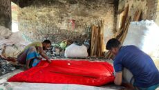 দক্ষিণাঞ্চলের লেপ-তোষক কারিগরদের ব্যস্ততা বেড়েছে