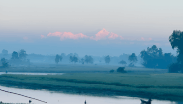 তিস্তা পাড়ে কাঞ্চনজঙ্ঘা দর্শনে উৎসবমুখর পরিবেশ