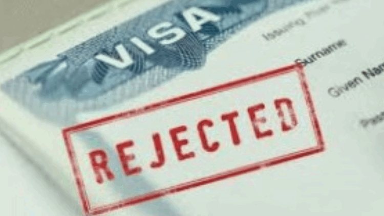 বাংলাদেশিদের জন্য ভিসা জটিলতা বাড়ছে, শিক্ষার্থী থেকে পর্যটক সবাই প্রভাবিত