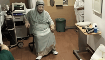 এভারকেয়ারে চিকিৎসকদের বিষেশ তত্ত্বাবধানে খালেদা জিয়া