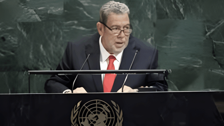 ২৪ বছরের পর ক্ষমতা পরিবর্তন, সেন্ট ভিনসেন্টে নতুন প্রধানমন্ত্রী