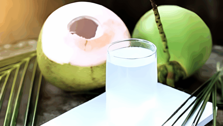 সকালে খালি পেটে যেসব পানীয় সবচেয়ে উপকারী