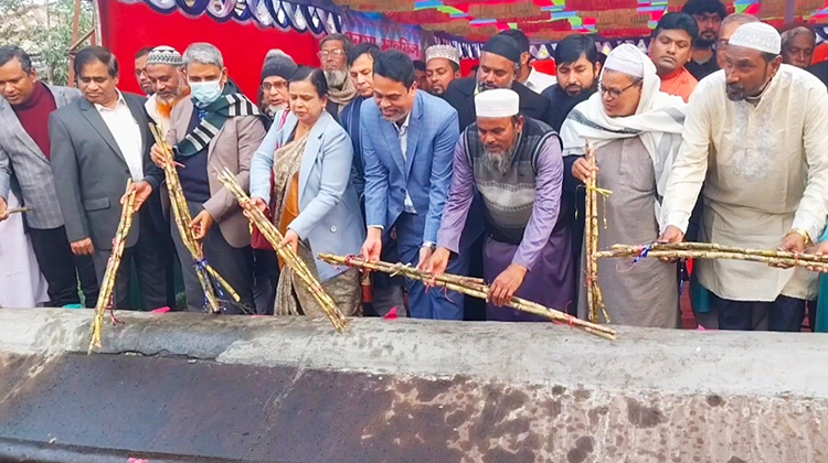 লোকসানের বোঝা নিয়ে জয়পুরহাট চিনিকলে শুরু ৬৩তম আখ মাড়াই মৌসুম