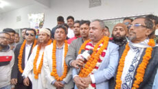 বাউফলে বিএনপি নেতা হুমায়ুন কবিরকে ফুলেল সংবর্ধনা