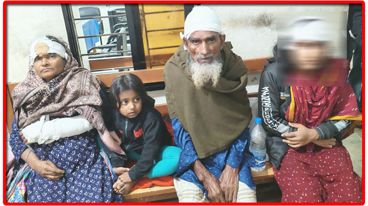 বাউফলে মেয়ের জামাইয়ের হামলায় শ্বশুর–শাশুড়িসহ তিনজন গুরুতর আহত