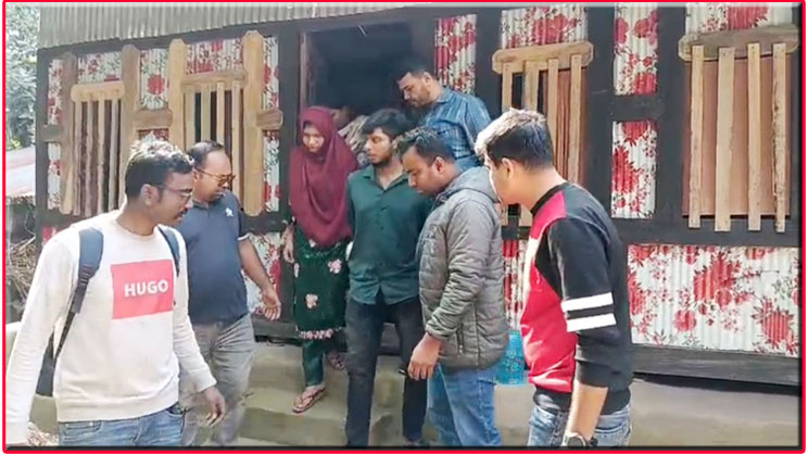 মোহাম্মদপুরে মা-মেয়েকে হত্যা: গৃহকর্মী আয়েশা ও স্বামী রাব্বী সিকদার নলছিটিতে গ্রেপ্তার