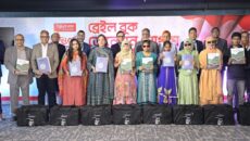 বসুন্ধরা খাতার পক্ষ থেকে দৃষ্টিপ্রতিবন্ধীদের মাঝে ব্রেইলবুক বিতরণ