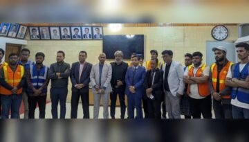 শহরের যানজট কমাতে আবারও রাস্তায় স্বেচ্ছাসেবক