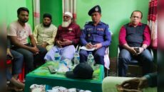 কয়রায় নবনিযুক্ত ওসির সঙ্গে সাংবাদিকদের মতবিনিময়