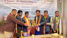 কাঠমুন্ডুতে গ্লোবাল আইকনিক গোল্ডেন অ্যাওয়ার্ড পেলেন মোঃ ইয়াসিন খান