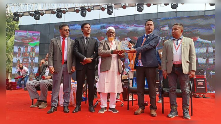 মতলব উত্তরে মাথাভাঙ্গা আদর্শ উচ্চ বিদ্যালয়ে পূর্ণমিলনী