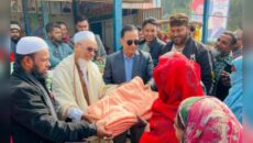 রূপগঞ্জে বিএনপির উদ্যোগে শীতার্তদের মাঝে শীতবস্ত্র বিতরণ