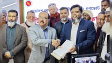 ধানের শীষে প্রত্যয়ের ঘোষণা: ঢাকা-৪ আসনে মনোনয়নপত্র জমা দিলেন তানভীর আহমেদ রবিন