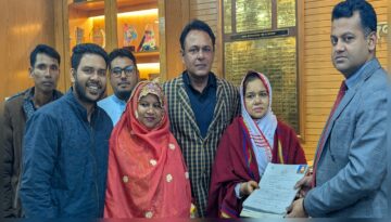 চাঁদপুর-২ আসনে বাংলাদেশ লেবার পার্টির প্রার্থী নাসিমা নাজনীন সরকারের মনোনয়নপত্র দাখিল