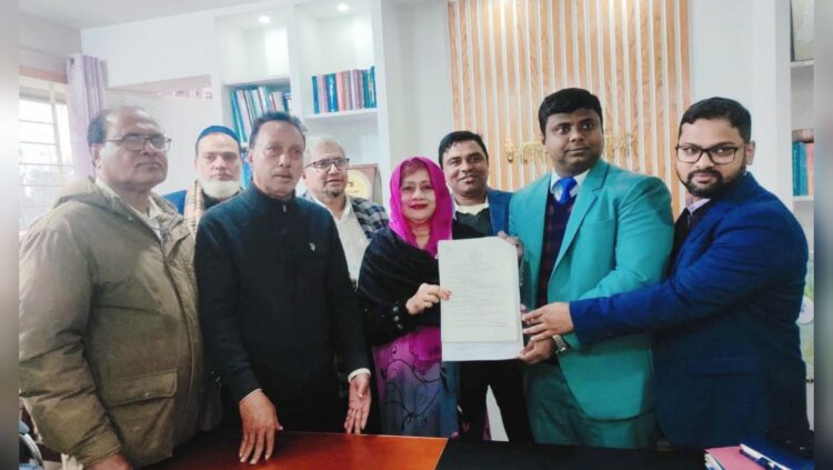 নলছিটিতে মনোনয়নপত্র জমা দিয়েছেন বিএনপির মনোনীত প্রার্থী