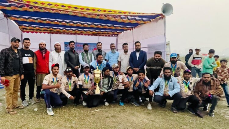 জমজমাট ফাইনালে কিংসকে হারিয়ে শিরোপা ধরে রাখলো গ্লাডিটরিয়েস