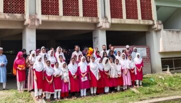 বিদ্যালয়ের জায়গা দখলমুক্ত না হওয়ায় শিক্ষানবিশ ছাত্রীদের নিরাপত্তা হুমকিতে