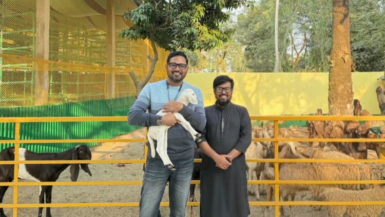 সুখের খামার: দুই তরুণের স্বপ্নে বদলে যাচ্ছে গ্রামীণ কৃষি