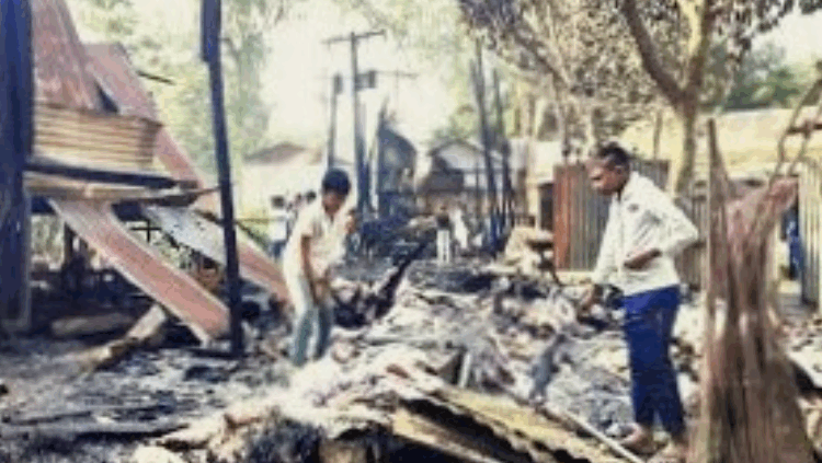 এনায়েতপুরে শাড়ি প্রিন্ট কারখানায় অগ্নিকাণ্ড, বিপুল ক্ষতি