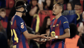 রাফিনিয়ার জোড়া গোলে বার্সার জয়