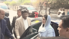 দেশে ফিরেই এভারকেয়ারে জোবাইদা রহমান, খালেদা জিয়ার লন্ডন যাত্রা পিছিয়েছে