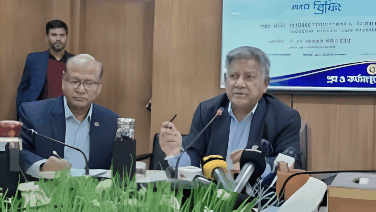 নারীদের কর্মঘণ্টা কমানো রাজনৈতিক স্লোগান: শ্রম উপদেষ্টা