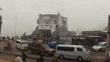 সাড়ে ৯ ঘণ্টা পর পাটুরিয়া-দৌলতদিয়াসহ তিন রুটে ফেরি সচল