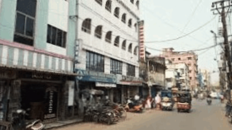 শিলিগুড়িতে বাংলাদেশিদের জন্য হোটেল বন্ধ