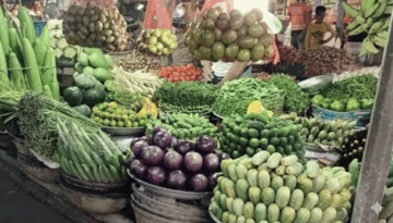 শীতের মৌসুমেও কমেনি সবজির দাম, ভোক্তার নাভিশ্বাস