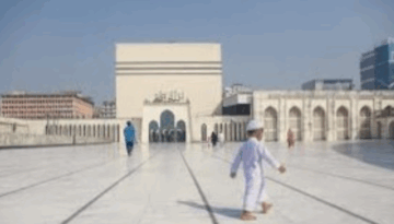 জুমার দিনে আগে মসজিদে যাওয়ার বিশেষ ফজিলত