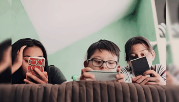 অস্ট্রেলিয়ার নতুন আইন: শিশুদের সামাজিক মাধ্যম নিষেধাজ্ঞা!