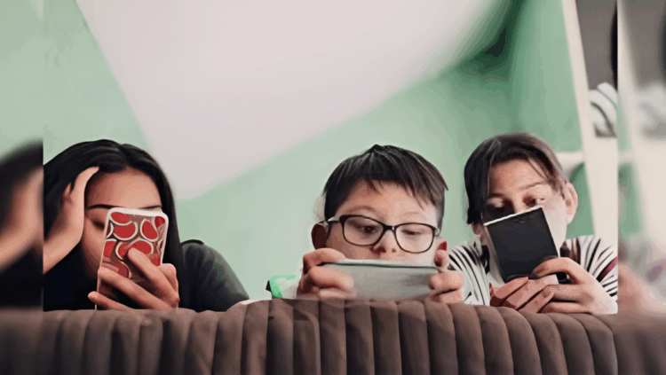 অস্ট্রেলিয়ার নতুন আইন: শিশুদের সামাজিক মাধ্যম নিষেধাজ্ঞা!