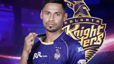 নিলামের লড়াই জিতে মোস্তাফিজকে দলে নিল কলকাতা