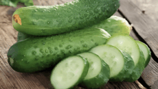 শীতকালে শসা: উপকারী হলেও পরিমিত খাওয়াই বুদ্ধিমানের