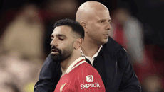 বিতর্কের পর সতীর্থদের কাছে দুঃখ প্রকাশ সালাহ