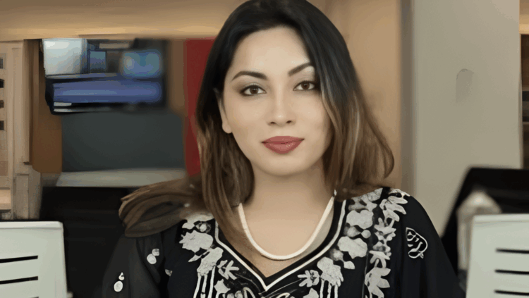 রাজনীতির ময়দানে মডেল মেঘনা আলম